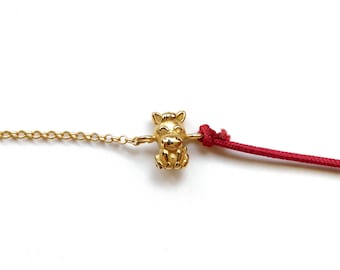 Red string bracelet - horse