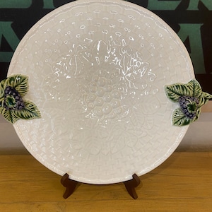 Vintage Bordallo Pinheiro Green Grape Platter – Majolica Cake Plate, Cheese Tray, Embossed Ceramic Platter