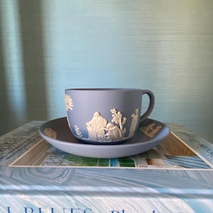 Vintage Wedgwood Teacup and Saucer –  Elegant Floral Pattern, Made in England