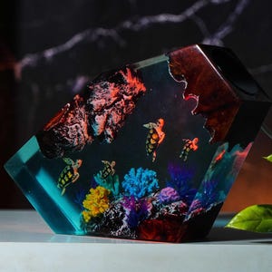 Turtle Resin Lamp, Artisan Ocean Keycap, Cute Turtle Night Light, Handmade Gift for Kid, Diorama Epoxy Lamp, Deep Ocean Resin Lamp