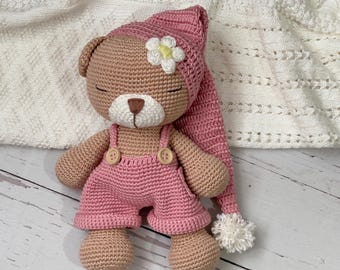 Handgemaakte gehaakte teddybeer - amigurumi knuffeldier - kraamcadeau - decoratie kinderkamer