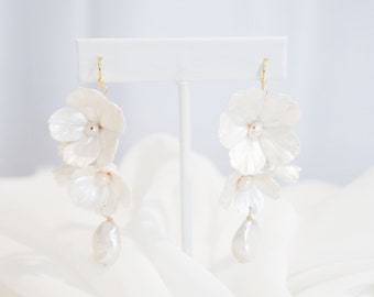 Floral Bridal Earrings, Flower Bridal Earrings, Clay Flower Earrings, Pearl Earrings, Pearl Bridal Earrings, Pearl Drop, Fresh Water Pearls