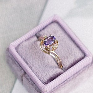 1920s Nouveau Amethyst and Diamond Wave Engagement ring in 10k Yellow Gold, Vintage Diamond, Antique Diamond Ring, Vintage Engagement, VIOLA