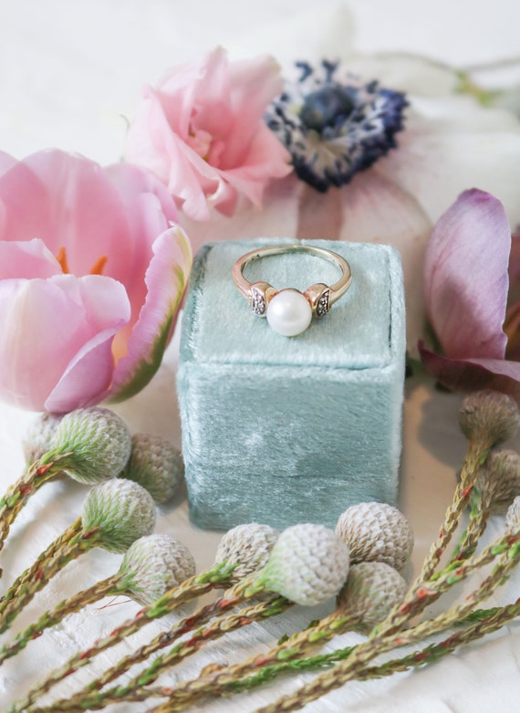 Vintage Pearl Engagement Ring, Vintage Diamond En… - image 2