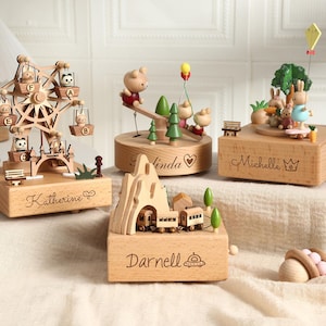Anpassad träkarusellspeldosa, graverad speldosa med namn, sensoriska leksaker, unik minnesgåva, babyshowerpresent, födelsedagspresenter, present till par bild 4