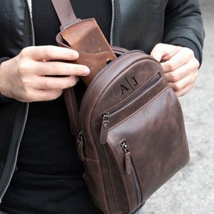 Bolso bandolera de piel de primera calidad, bolso de pecho, bolso cruzado, mochila de piel personalizada, bolso para tableta, regalo de Navidad, bolso de piel de regalo, bolso unisex