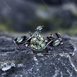 Vintage Natural Moss Agate Wedding Ring Nature Inspired Leaf Engagement Ring Raw Gemstone Cluster Promise Ring Anniversary Gift for Her