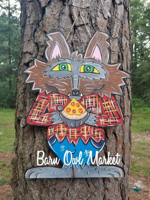 Home & Living Wolf drink door hanger Halloween werewolf door hanger