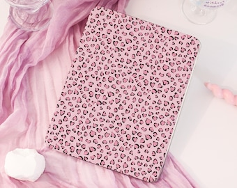 Custodia per iPad Air con stampa leopardata a cuore rosa, personalizzata, con funzione di accensione/spegnimento automatico, per iPad Air 7/6/5/4 da 13", iPad A16 da 11"