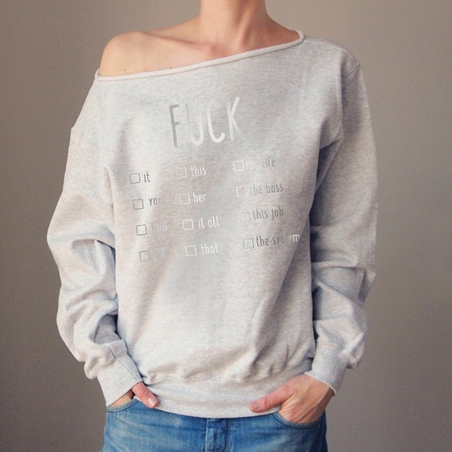 oversized slouchy sweatshirt