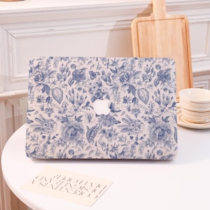 Blue Flowers New Pro Mac Protective Case Personalized Name For Macbook Air11/13 Pro13/14/15/16 Apple Laptop 2025 2024 2023 Macbook Cover