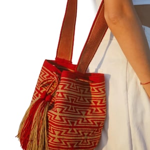Wayuu bag handmade with exclusive designs original one of a kind bag Colombian mochila crochet shoulder bag ethnic designs