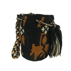 Wayuu bag small size flowers design handmade with exclusive original bag Colombian mochila crochet shoulder bag nature inspired tassels
