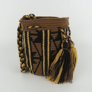 Handmade Wayuu Crossbody Bag: Small Crochet Mochila with Tassels