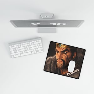 Draven Gaming Mouse Pad, LOL Draven The Magnificent Executioner Desk Mat, League of Legends, Unique Gaming Gift, Large Mouse Pad Custom Desk