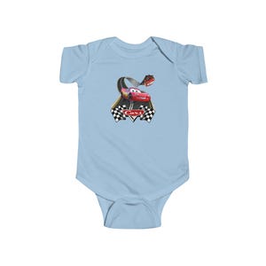 Body niemowlęce z motywem samochodów, słodkie body niemowlęce, strój samochodowy dla malucha, prezent dla nowego rodzica, prezent na baby shower, odzież na dzień wyścigów, błyskawica mcQueen