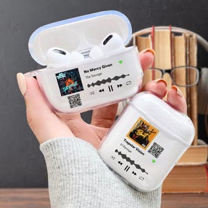 Plaque de chanson AirPods personnalisée | Morceau de lecteur de lien de code QR | Cadeau personnalisé pour les mélomanes | Étui AirPods pour AirPods 1/2/3 Airpods Pro 1/2