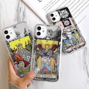 Diseños originales de cartas del Tarot personalizados para iPhone 16, 15, 14, 13, 12 y 11 Pro Max. Diseños arcanos místicos y vintage. Funda estética de Tarot.