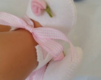 White with pink rose woolfelt baby shoes