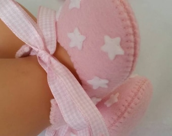 Pink with white stars woolfelt baby shoes