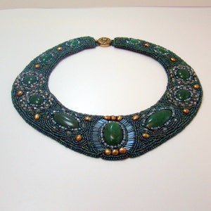 Bead Embroidered Collar . ENVY, Green Moss Agate, Bronze Fresh Water Pearls, Antique Gold zdjęcie 2