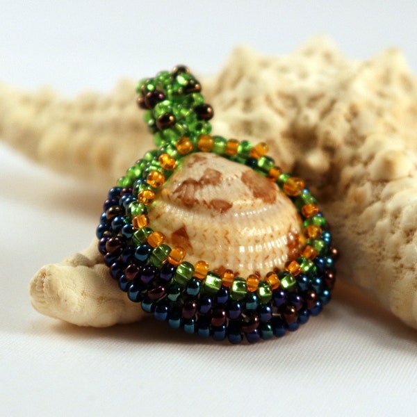 Pendant, Small Venus Clam Shell, green and blue seed beads, Sea of Cortez Mexico, bead weaving, bead embroidery