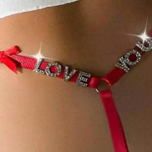 Tanga de lazo personalizado con dijes plateados o dorados, tanga con nombre personalizado, regalo de aniversario, regalo de Navidad, artículo brillante para ella y regalo de San Valentín.
