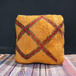 Moroccan Pouf Cover, Beni Ourain Floor Pillow,Floor Cushion Cover, kilim bouf amazing moroccan Red ,vintage moroccan bouf,meditation cushion