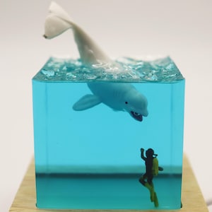 Scuba Diver Night Light,Shark Resin Lamp,Ocean Epoxy Resin Night Light,Blue Ocean Lamp,Unique Craft,Whale Home Decor,Handmade Christmas Gift