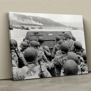 Approaching Omaha Canvas Wall Art, World War 2 Vintage World War Canvas Print, Fine Art Photography, Art Canvas Poster Wall Decor