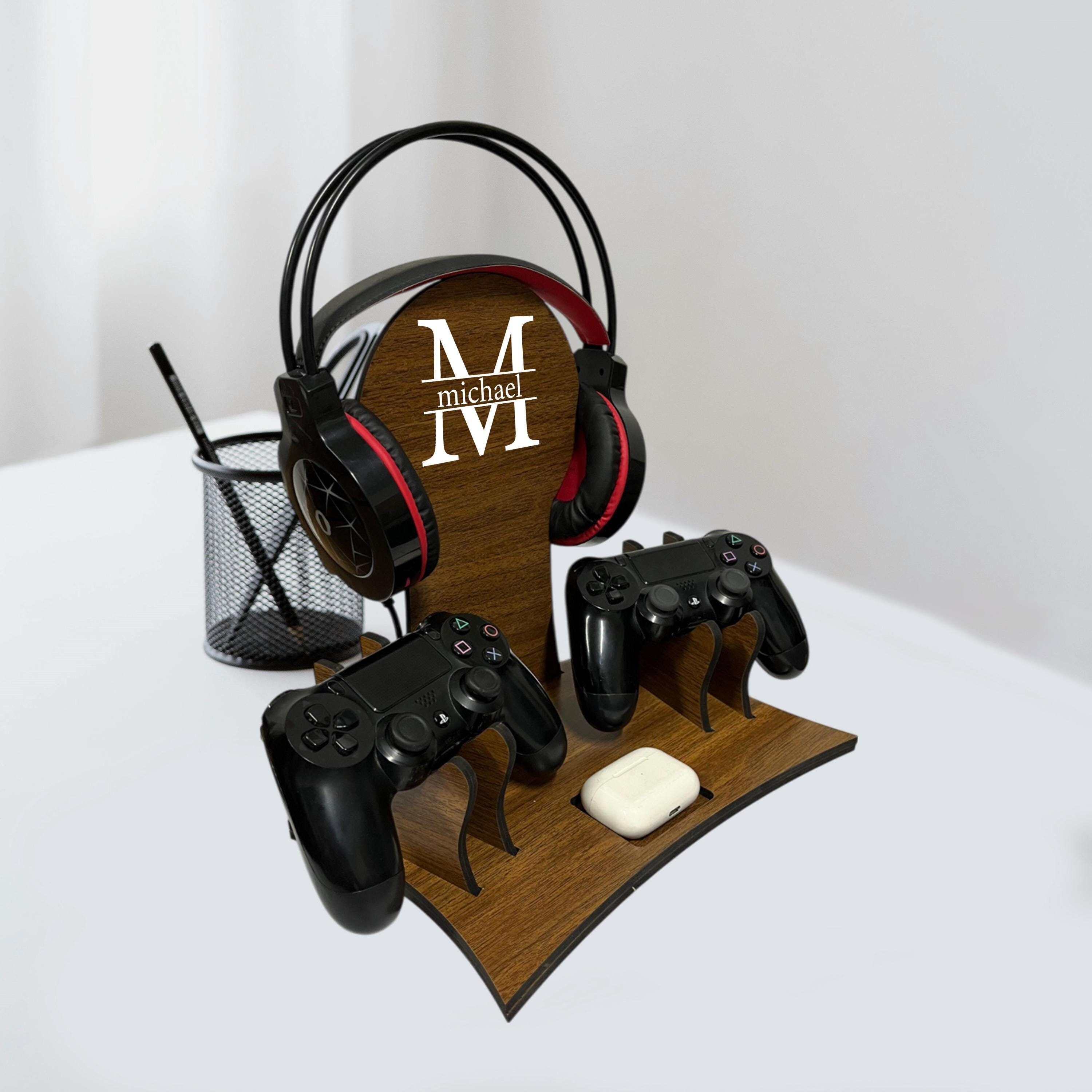 Personalized Wooden Headphones Holder and Controller Stand, Controller and Headset Stand, Headphones and Gaming Controller Holder Stand