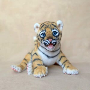 thumbnail image 2 of Fao Schwarz 6 Tiger Cub St￭ Animal Toy Plush... 2 of 12