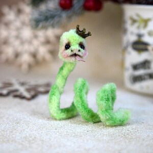 Miniature Pipe Cleaner Snake Video Tutorial - Let's Make Snake using Pipe Cleaners - Pipe Cleaner Snake DIY Symbol 2025 image 4