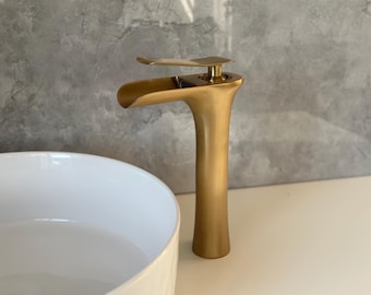 Antique Brass Waterfall Bathroom Faucet , Solid Brass Lavatory Mixer