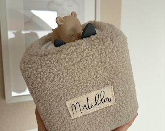 Gepersonaliseerde Toniebox 2 hoes van bouclé-stof – Beschermhoes voor de Toniebox 2 – Cadeau-idee voor kinderen – past op de Toniebox 2