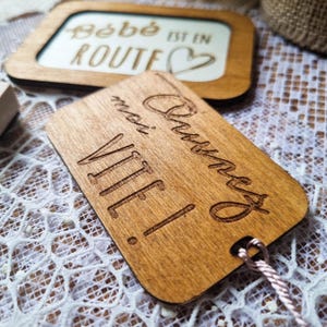 Annuncio di gravidanza personalizzato in legno – Targa originale con nome – Regalo per futura mamma, nonni – Decorazione per cameretta – Baby shower