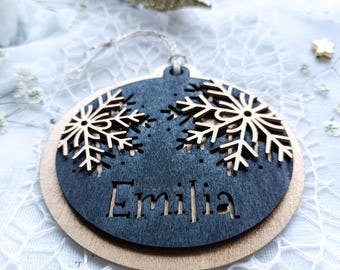 Personalisierter Vornamenschmuck | Gravierte Weihnachtskugel aus Holz | Personalisierter Baumschmuck | Handgefertigtes Weihnachtsgeschenk | Hängeleuchte Baum aus Holz