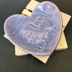 Ceramic Trinket Ring Dish Heart Shaped. 3x4in Purple Butterflies. image 1