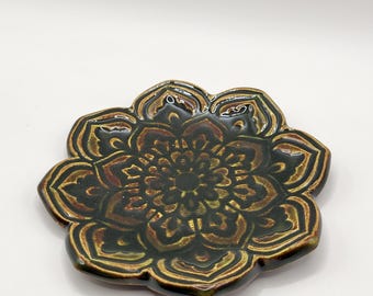 Lotus Flower Trinket Ring Dish Crystal Incense Holder. Forest Green.  3in.