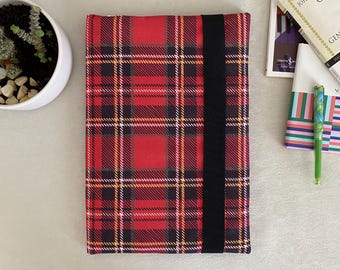 Handmade Checkered Multi-Pocket Laptop Sleeve With Rubber Detail