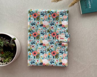 Handmade Green Book Case With Little Flower Patterns and Multi-Compartments