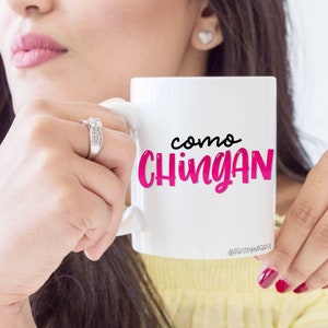 Regalo para Mamá &quot;Como Chingan&quot; Spanish lettering on an 11oz Coffee Mug