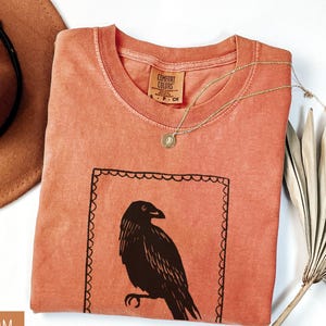 Raven Crow Shirt, Halloween Crow Shirt, Crow Core, Dark Cottage Core Shirt, Dark Academia, Goth Shirt, Support Your Local Murder, Bird Gift