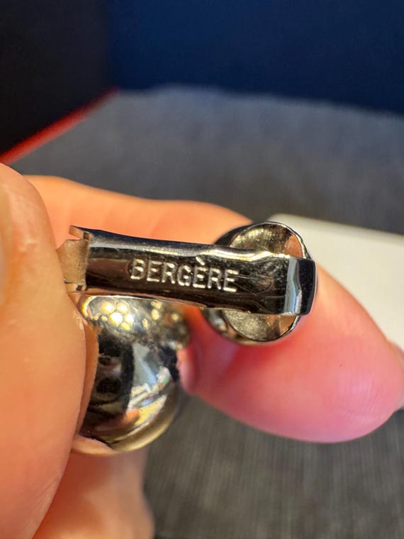 Signed Bergere Drop earrings - image 4