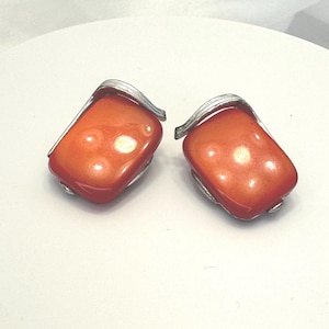 Lisner vintage mid-century modern clip on earrings-Blood Red!