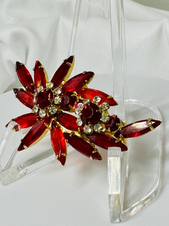 Ruby Red Rhinestone Brooch, Gold Tone Vintage Pin - image 3