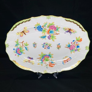 ①　ヘレンド　ヌードルワーク　プレート Herend Queen Victoria Sandwich Plate VBO—00436-0-00 - Etsy