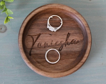 Personalized Walnut Ring Dish, Custom Engraved Jewelry Catchall, Wedding Ring Tray, Minimalist Wood Ring Holder, Engagement Gift for Her