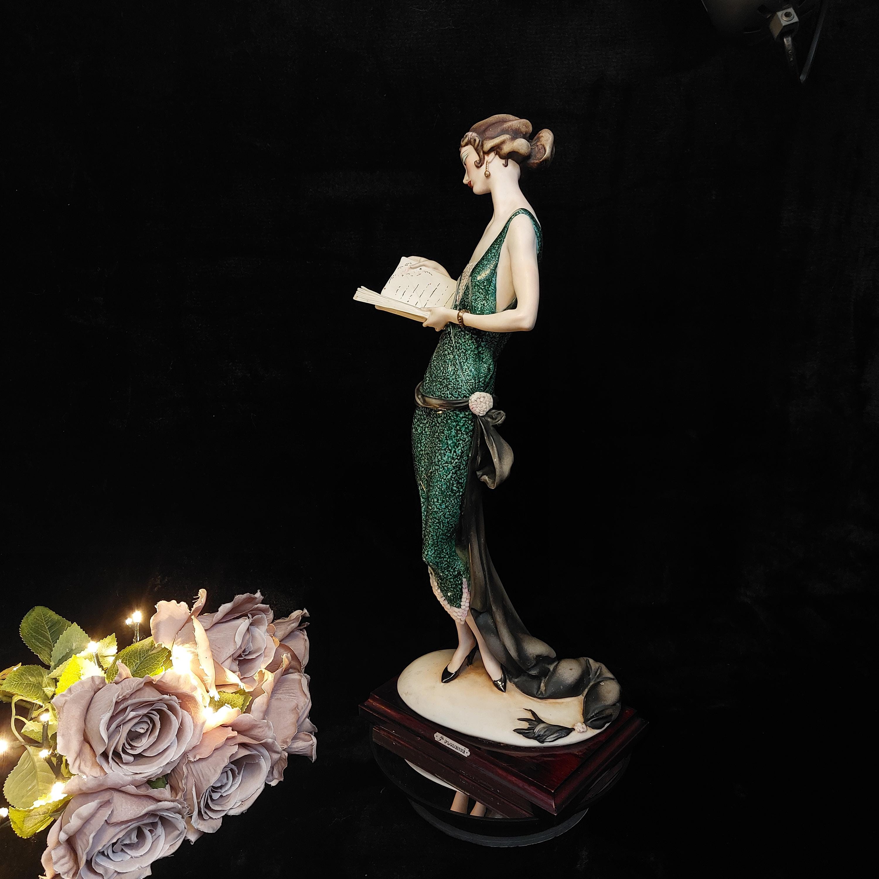 Large & Rare Giuseppe Armani Florence Reading Lady Figurine