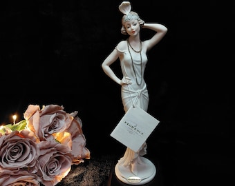 Giuseppe Armani "REGINE" Florence 0434F Flapper Lady Porcelain Figurine (1996) – With Original Box and Certificate -13"  Rare and Great Gift